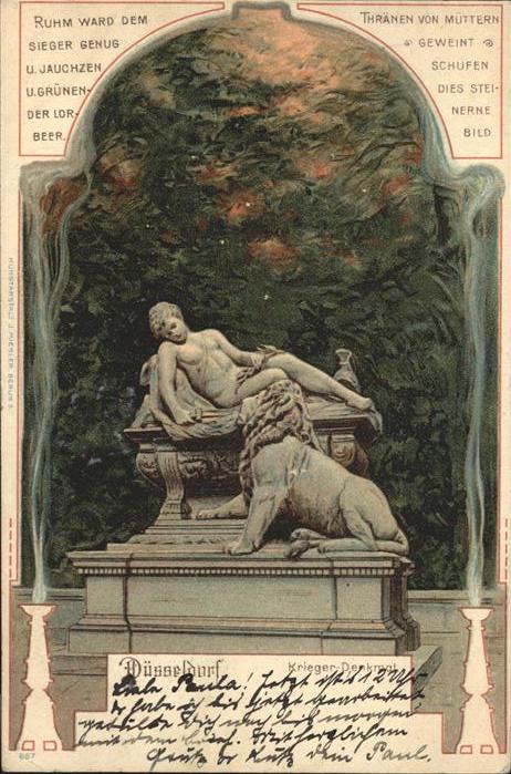 Duesseldorf Kriegerdenkmal Skulptur Löwe