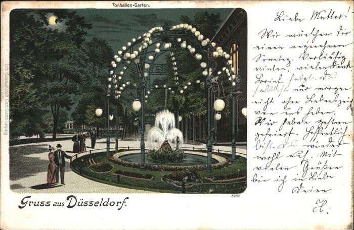 Duesseldorf Tonhallen Garten Springbrunnen im Monds