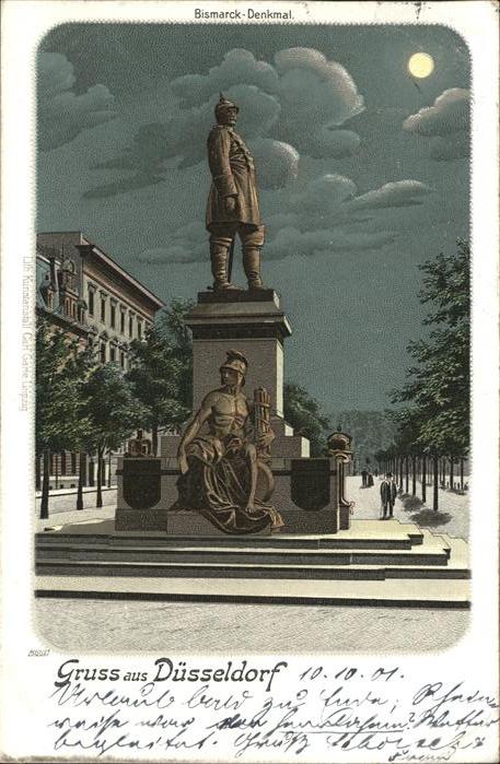 DuessELDORF  CITY Bismarck Denkmal im Mondschein