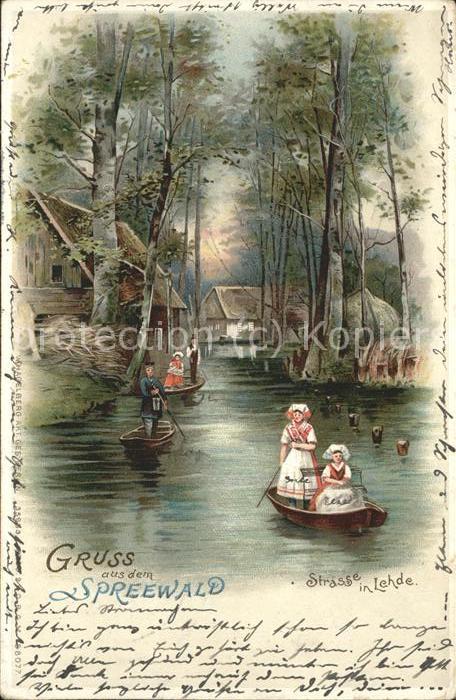 Spreewald Strasse in Lehde Trachten Boote