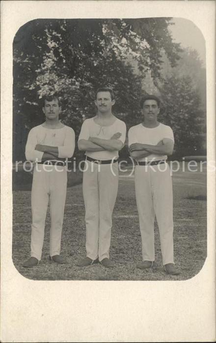 Ludwigsburg Gruppenfoto 2 Männer