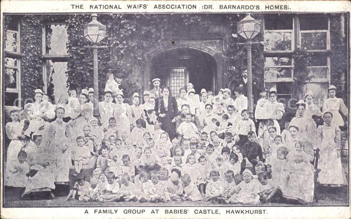 Hawkhurst  A Family Group At Babies