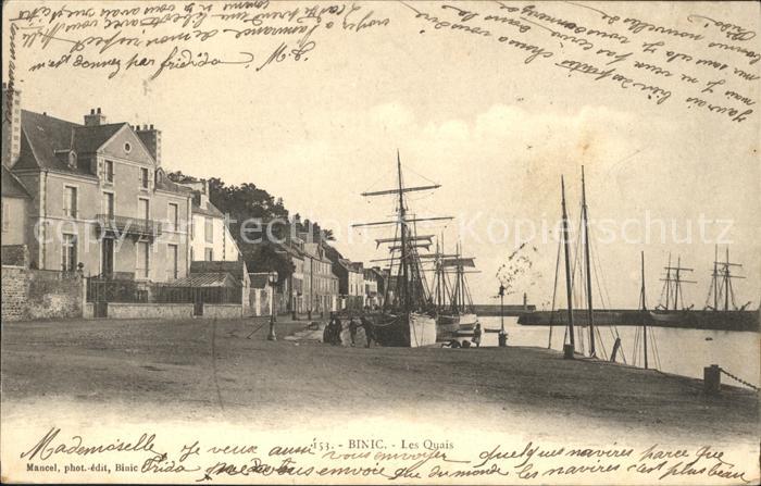 Binic Cotes d Armor Les Quais