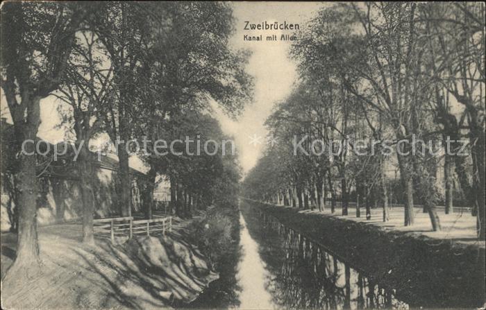Zweibruecken Kanal mit Allee