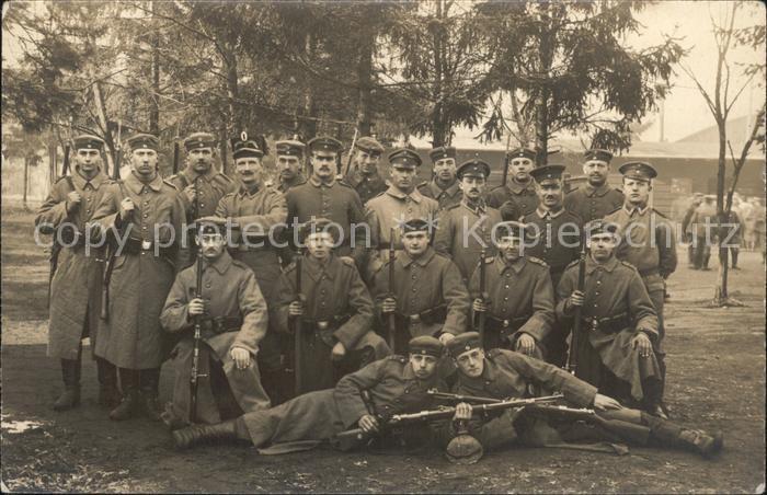 Oberhoffen-sur-Moder Soldaten Truppenuebungsplatz
