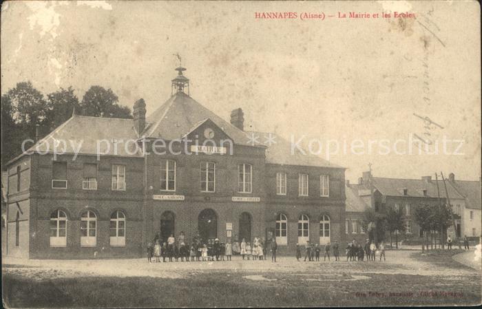 Hannapes La Mairie et les Ecoles