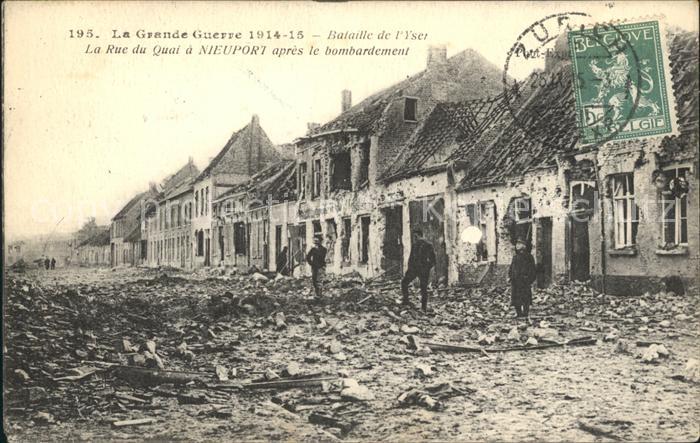 NIEUPORT Nieuwpoort West-Vlaanderen Belgie Rue du Quai apres le bombardement Gra
