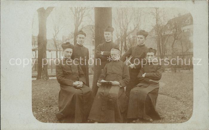 Freiburg Breisgau Priester