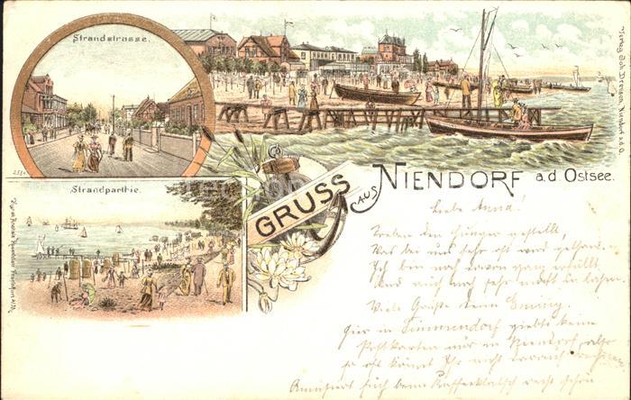 Niendorf Ostseebad Strandstrasse Strandparthie Bootssteg