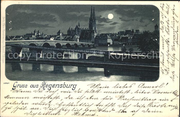 REGENSBURG Bayern Steinerne Bruecke Dom im Mondschein