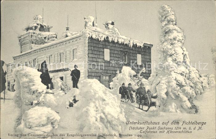 Oberwiesenthal Erzgebirge Unterkunftshaus auf dem Fichtelberg im Winter Hoerners