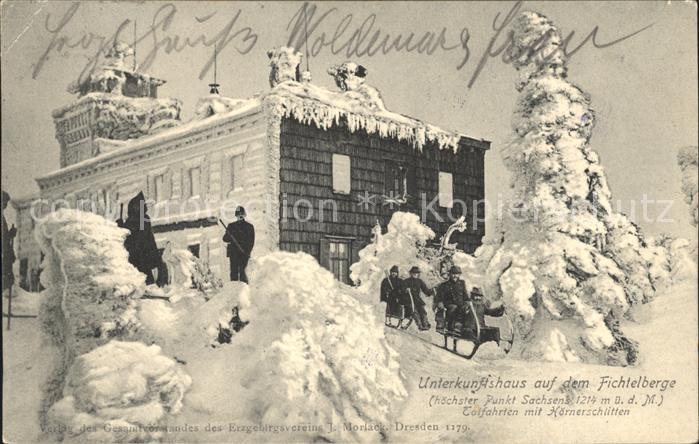 Oberwiesenthal Erzgebirge Unterkunftshaus auf dem Fichtelberg Skifahrer Hoerners
