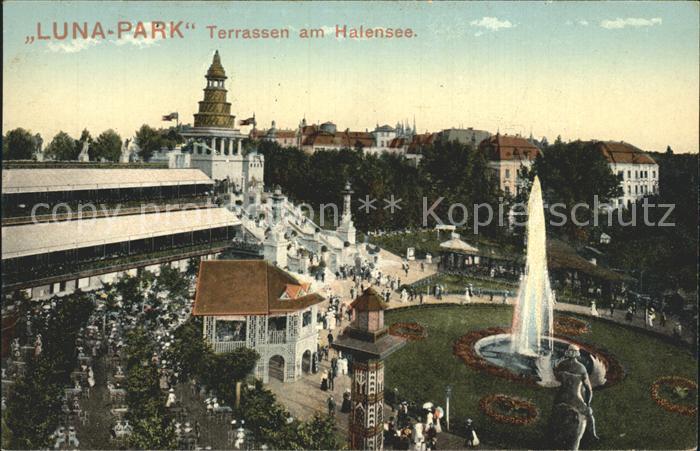 Vergnuegungspark Luna-Park Terrassen am Halensee