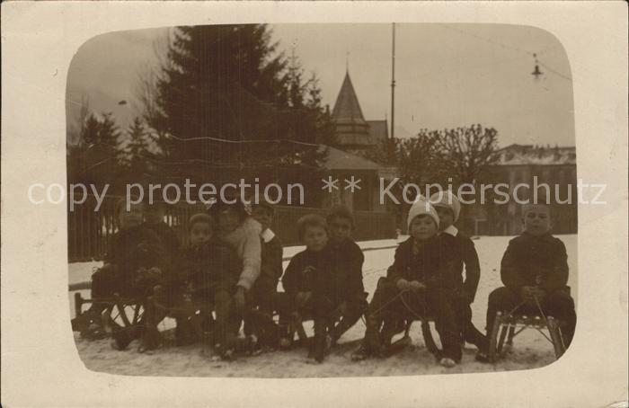 Bad Ragaz Ragatz Kinder im Schnee Schlitten