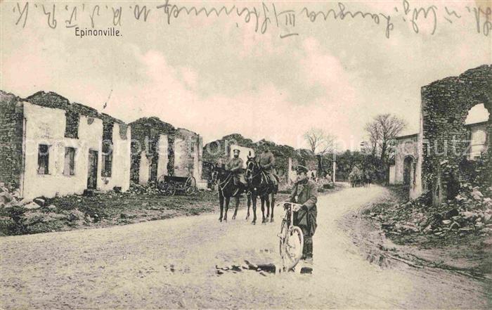 Epinonville Ruinen Strassenpartie Pferde Soldaten
