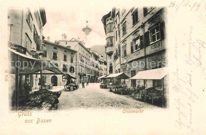 Bozen Suedtirol Obstmarkt