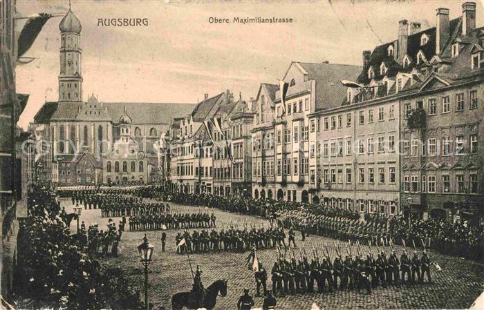 Augsburg Obere Maximilianstrasse Parade