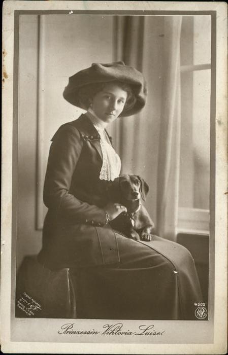Persoenlichkeiten Prinzessin Viktoria Luise Dackel
