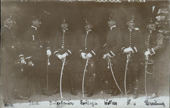 Soldatengruppenfoto Schwert