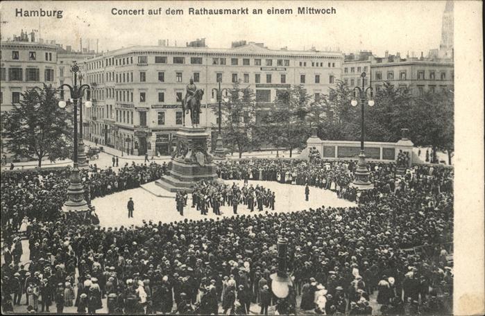 Hamburg Rathausmarkt Concert