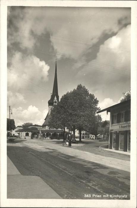 Prien Chiemsee Kirchplatz