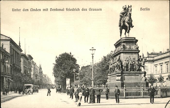 BERLIN  CITY Unter den Linden Denkmal Friedrich der Grosse