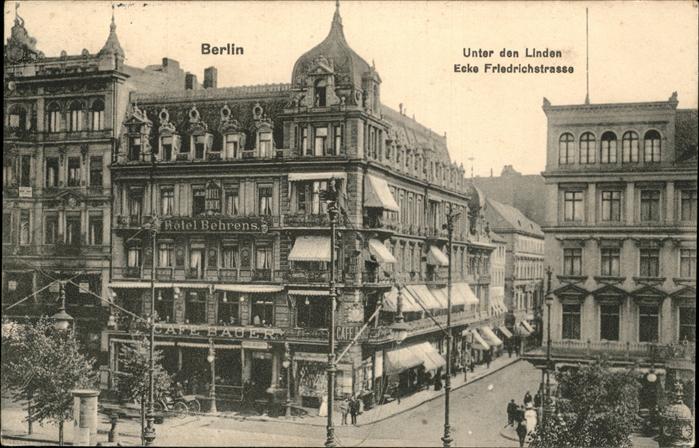Berlin Unter den Linden Ecke Friedrichstraße