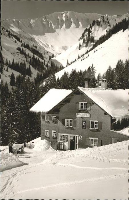 Baad Mittelberg Kleinwalsertal Starzelhaus