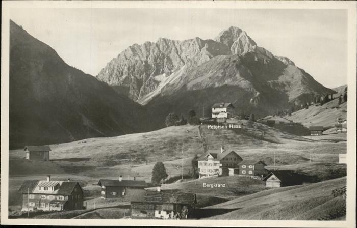 Riezlern Kleinwalsertal Vorarlberg Petersen-Haus Bergkranz Widderstein