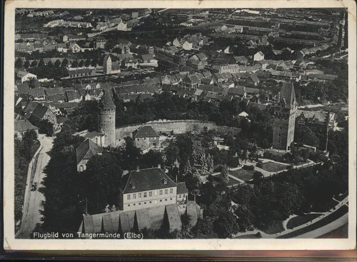 Tangermuende Flugaufnahme (Elbe) Strand-Cafe Strobad