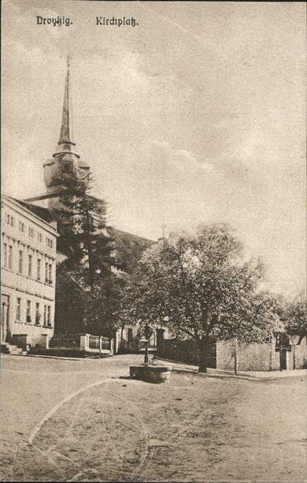 Droyssig Kirchplatz