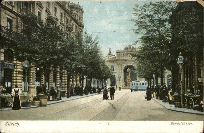 Zuerich Bahnhofstrasse Strassenbahn