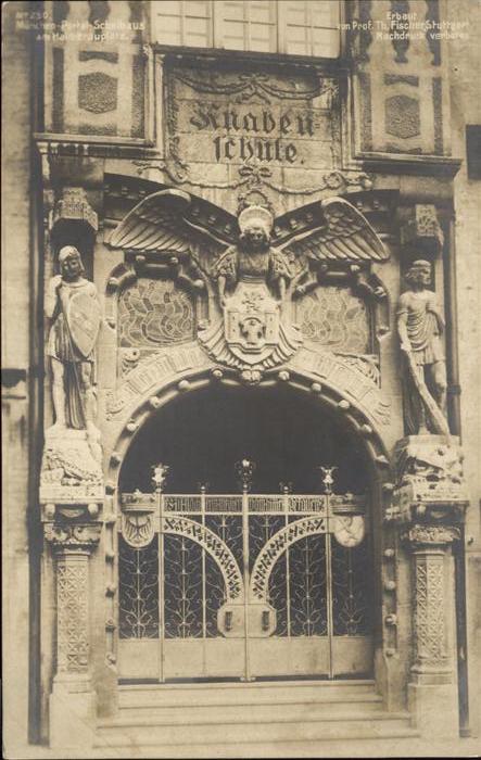 Muenchen Bayern Knabenschule Portal