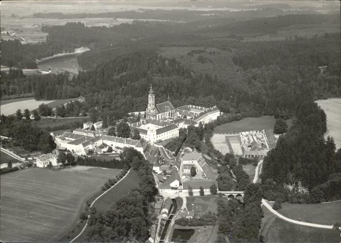 Zwettl-Niederoesterreich Flugaufnahme Stift