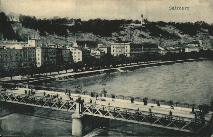 Salzburg Oesterreich Salzach Brücke Realschule Elektr. Aufzu