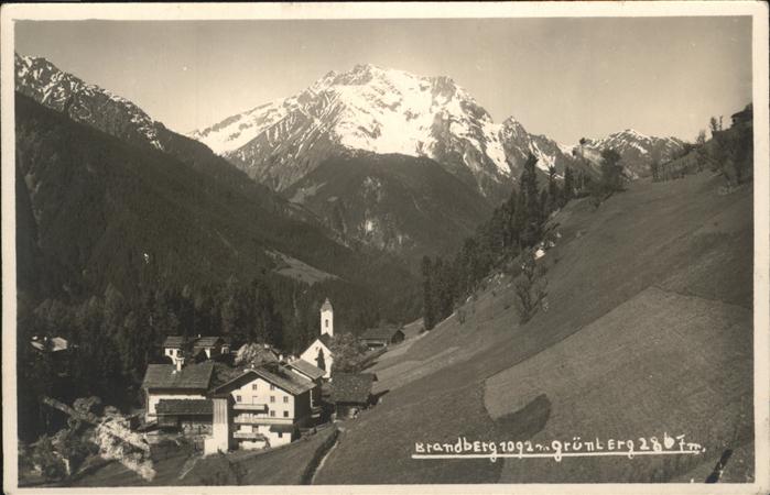 Brandberg Tirol Teilansicht Brandberg Grünberg Zillergr