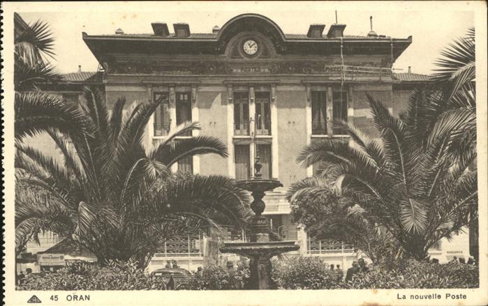Oran Algerie La nouvelle poste Brunnen