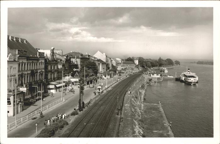 Ruedesheim Rheinpromenade