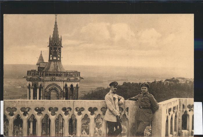 Laon Aisne Blick von Kathedrale auf Ardon Soldaten
