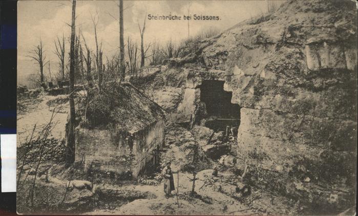 Soissons Aisne Steinbrüche Soldat Grab