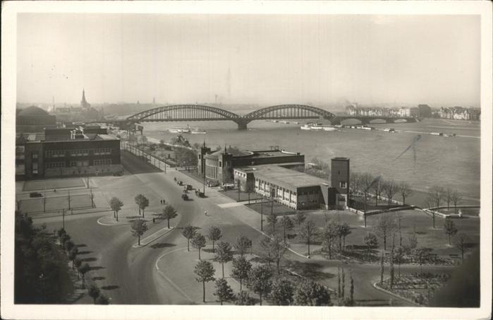 DuessELDORF  CITY Rheinterrassen-Restaurant Rheinbruecke