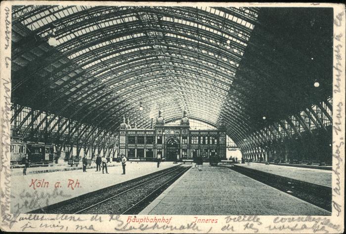 Koeln Hauptbahnhofshalle innen