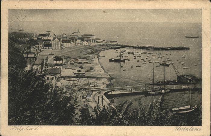 HELGOLAND Insel Schleswig-Holstein Unterland Strand Seebruecke Boote