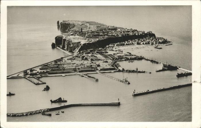 HELGOLAND Insel Schleswig-Holstein Fliegeraufnahme Hafen