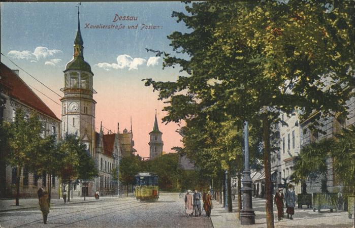Dessau-Rosslau Kavalierstrasse und Postamt