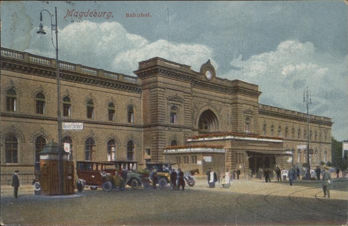 MAGDEBURG  CITY Bahnhof Autos