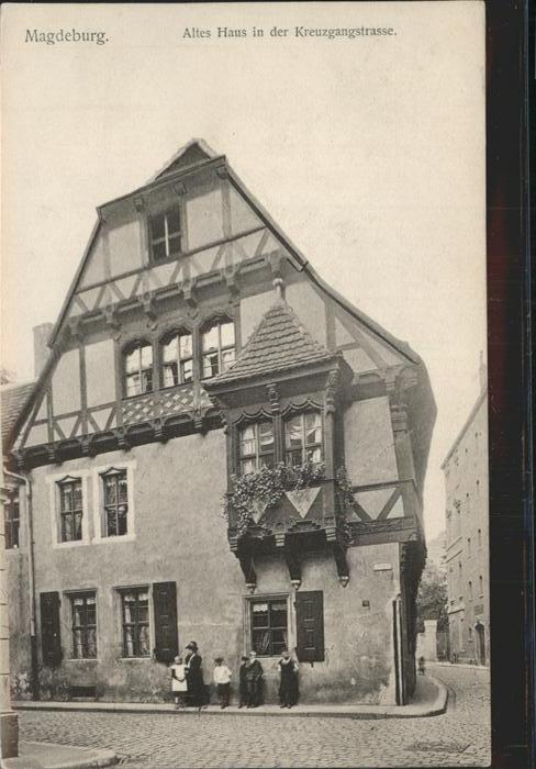 MAGDEBURG  CITY Altes Haus in Kreuzgangstrasse Kinder