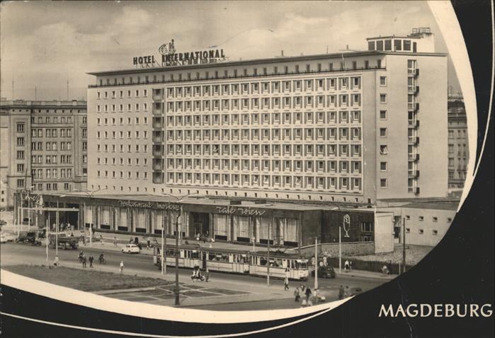MAGDEBURG  CITY Hotel Internationa Strassenbahn Autos