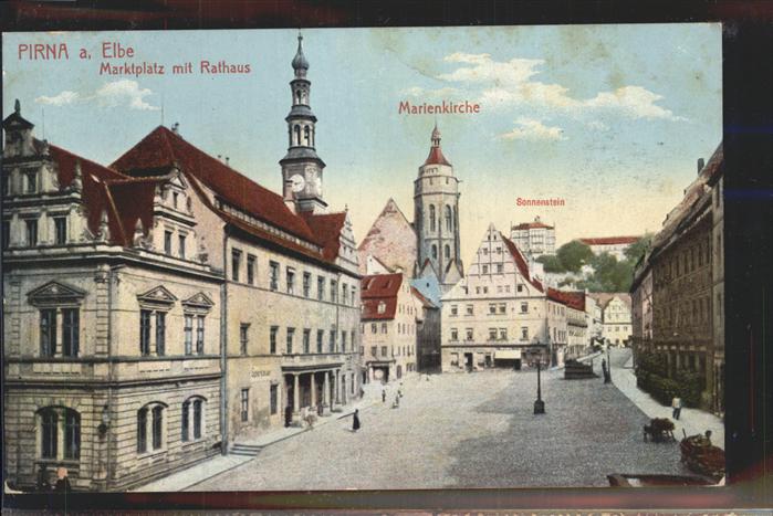 Pirna Elbe Sachsen Marktplatz Rathaus Marienkirche
