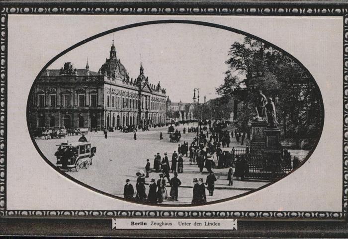 BERLIN  CITY Zeughaus Unter den Linden Pferdestrassebahn
